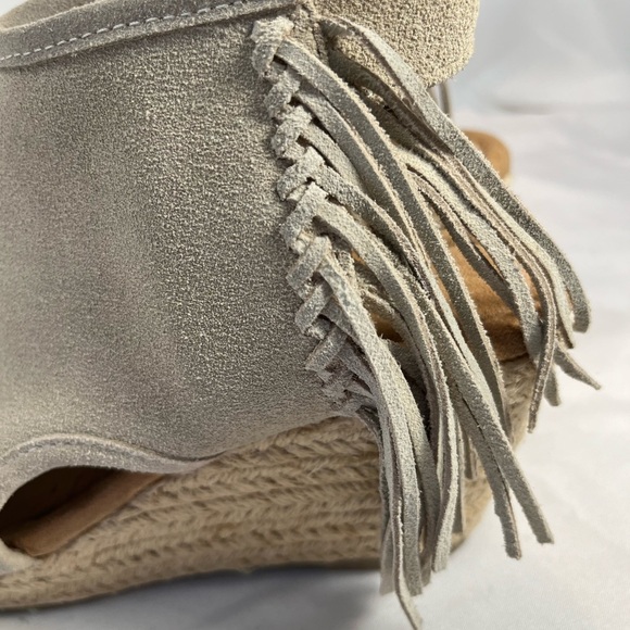 Minnetonka Fringed Platform Wedge Espadrilles - Picture 8 of 13